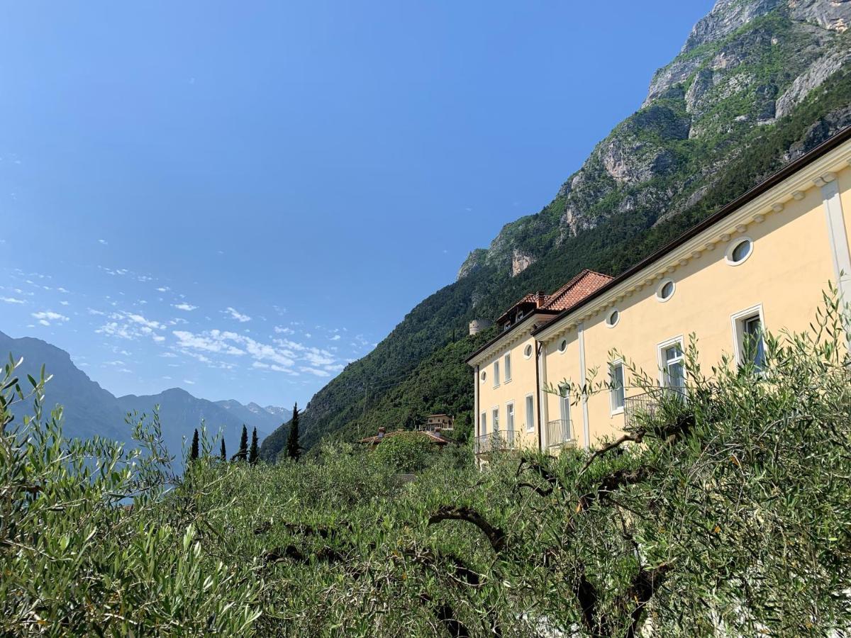 Aparthotel Englovacanze Riva del Garda Buitenkant foto