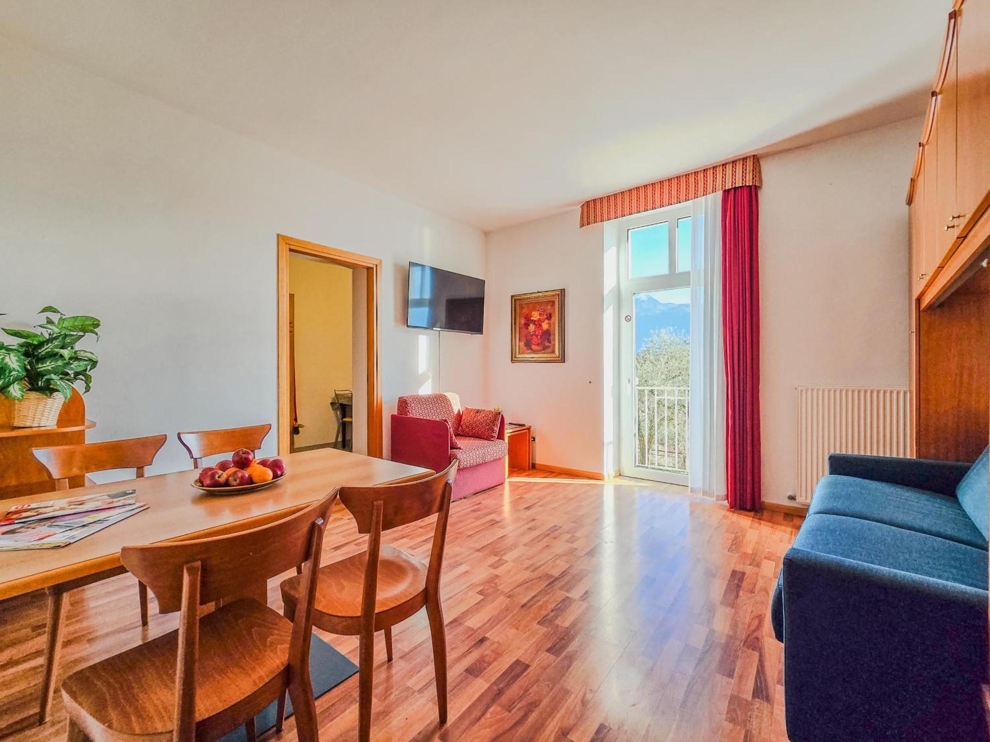 Aparthotel Englovacanze Riva del Garda Buitenkant foto